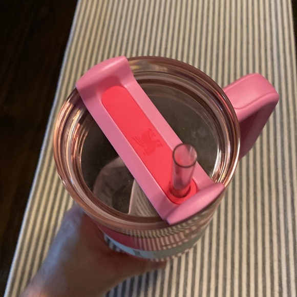 NWT Stanley Hot Pink Quencher - Picture 4 of 4